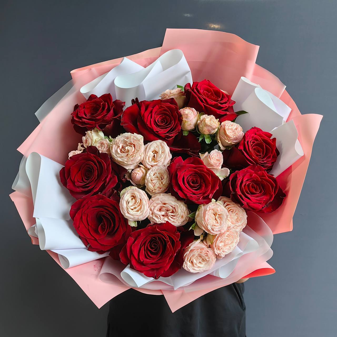 доставка цветов королев