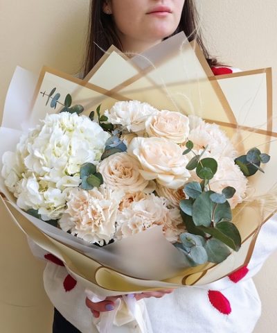 букет с гортензией Королев