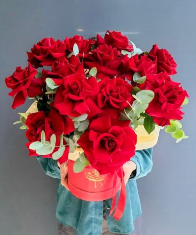 Красные розы Королев