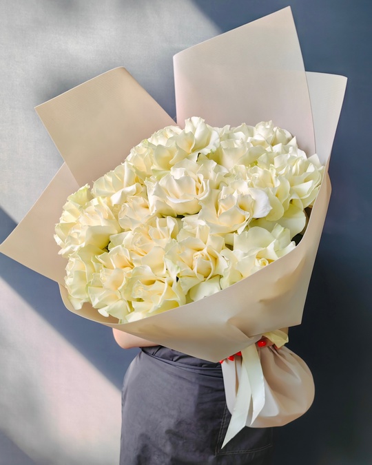 белые розы букет заказать