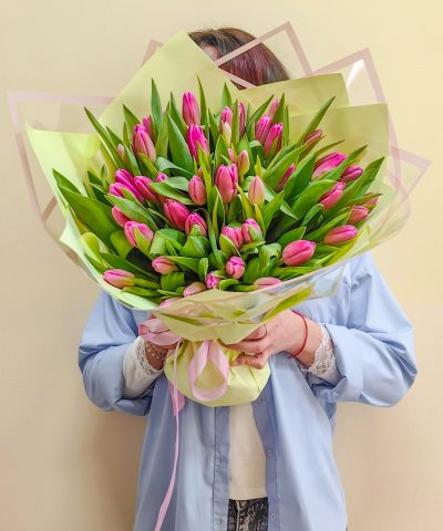 51 розовый тюльпан