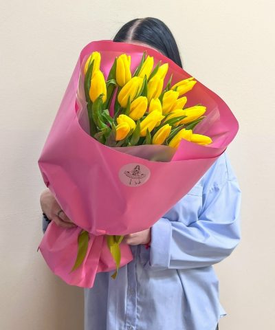 21 жёлтый тюльпан