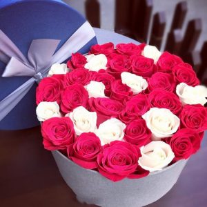 Коробка с цветами 44