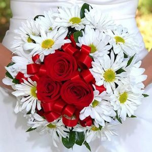 Букет с ромашками 13